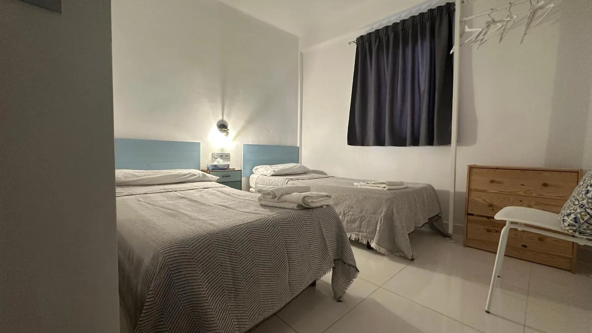 Malaga Vialia Ave Zona De Ocio Y Playa Apartment 0*,  Spain